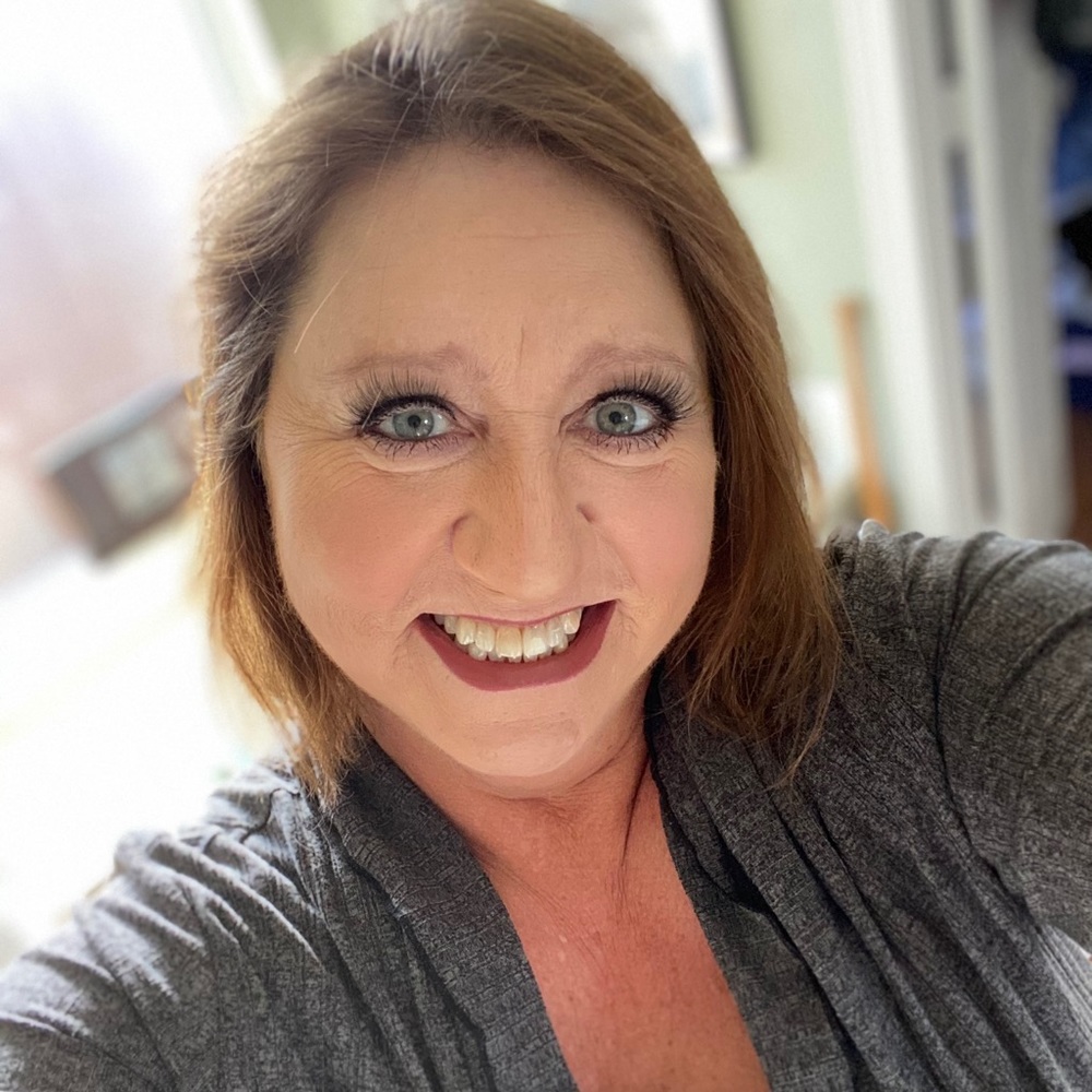 Meet your Posher, Jen